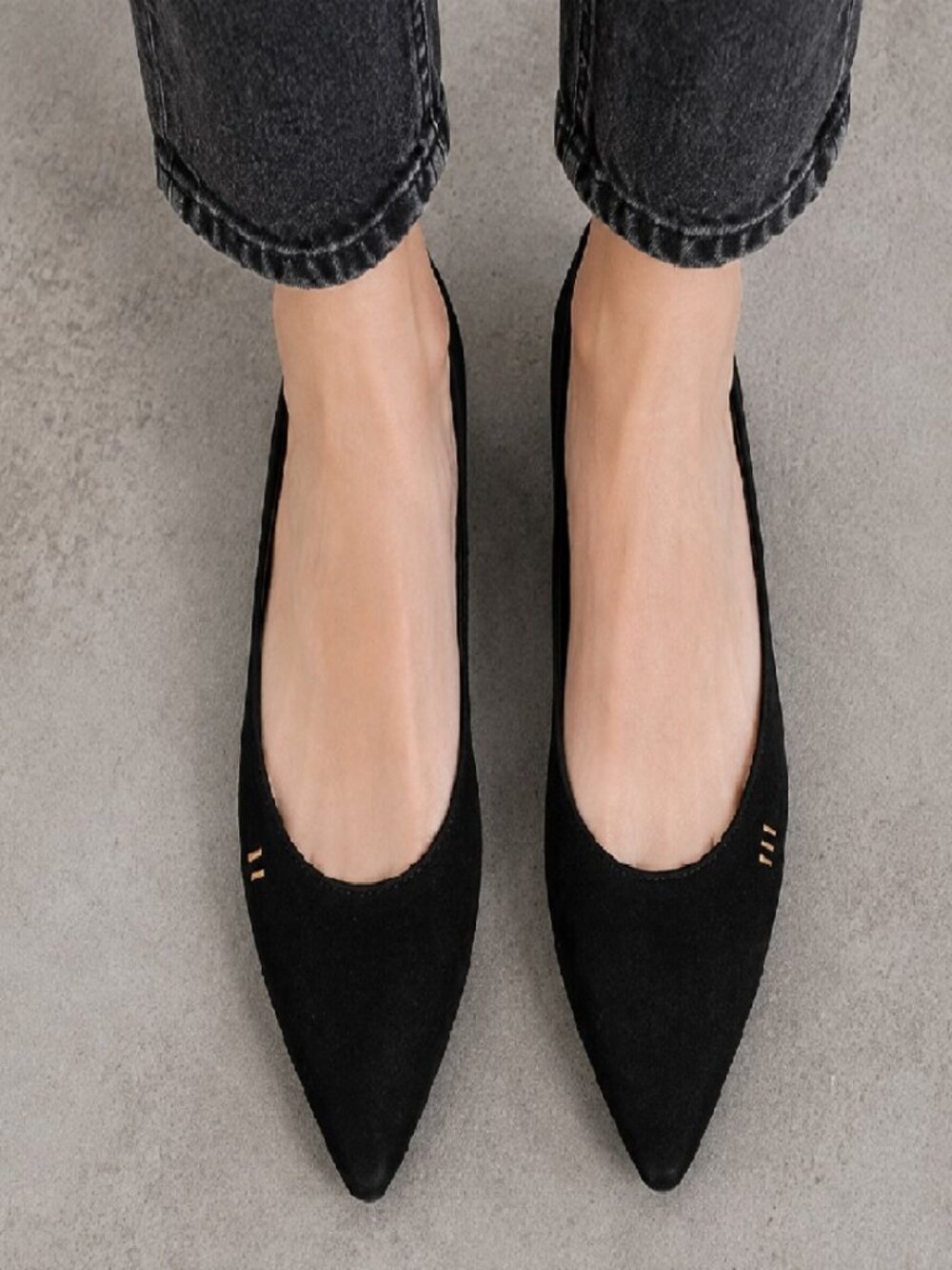 VISCATA Roma Women’s Suede Flats – U-Cut Toe Slip-On Shoes